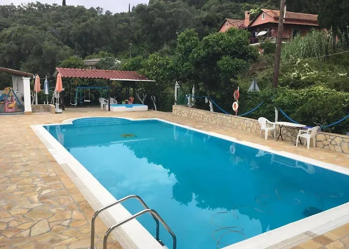 Homely Apartment In Mpenitses With Balcony
